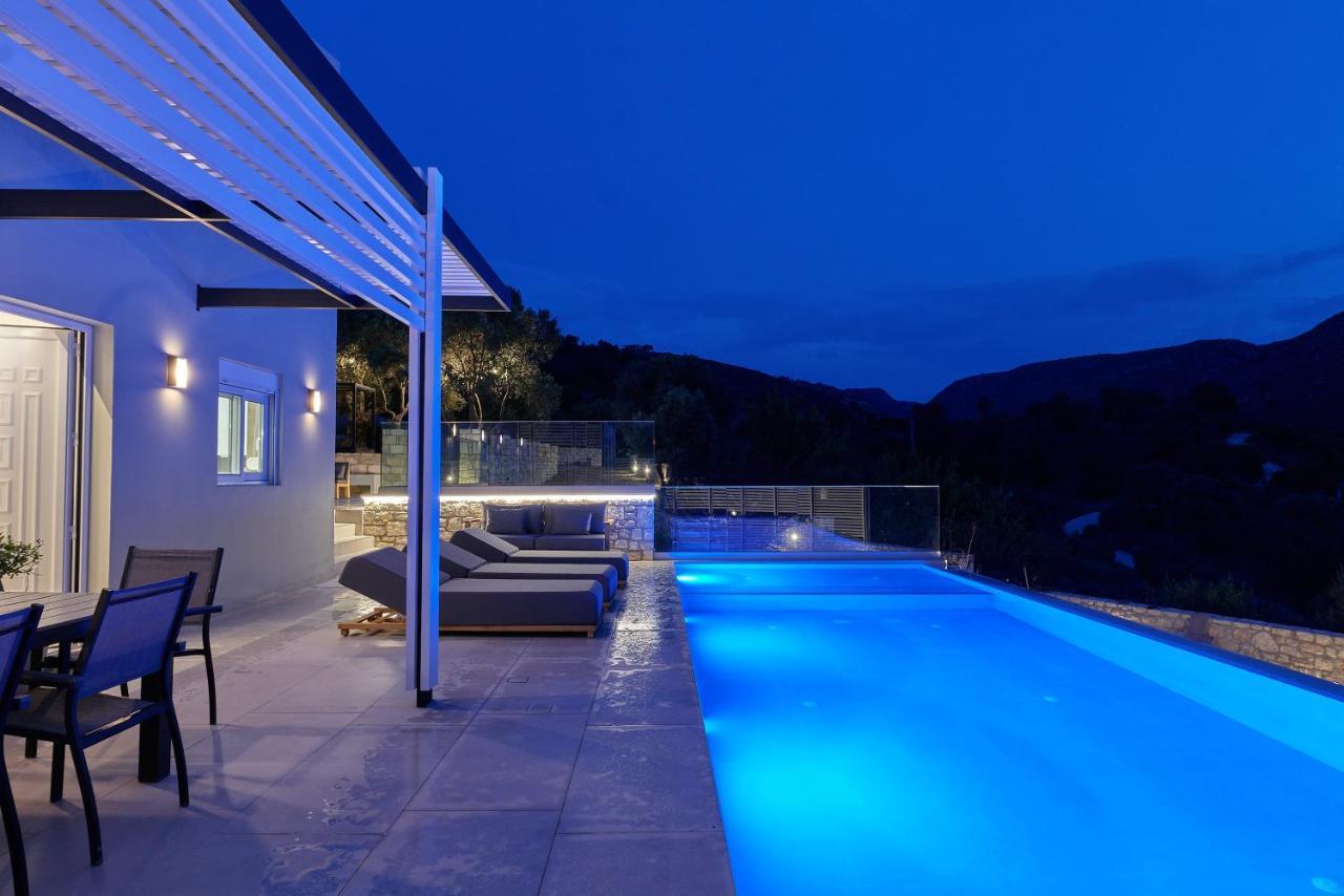 Moly - Luxury Villa With Heated Private Pool Agia Triada المظهر الخارجي الصورة