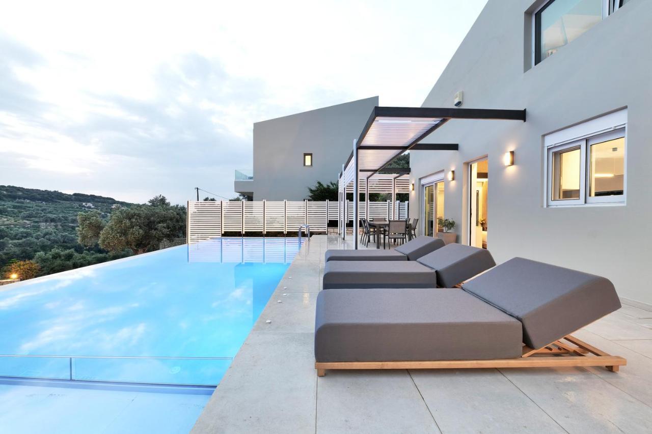 Moly - Luxury Villa With Heated Private Pool Agia Triada المظهر الخارجي الصورة